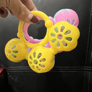 Factory wholesale children's hand rattle baby toy baby rattle toy sound moving stall toy