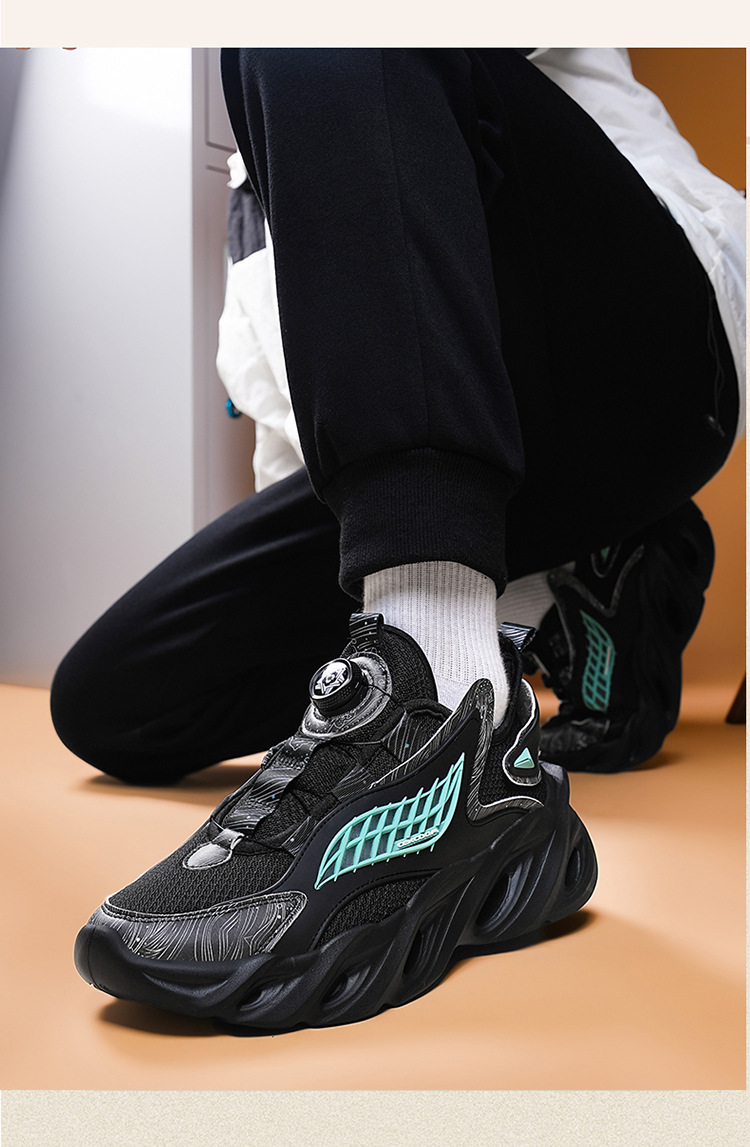 Men's Customized Rotating Buckle Summer Mesh Running Shoes_voghion.com