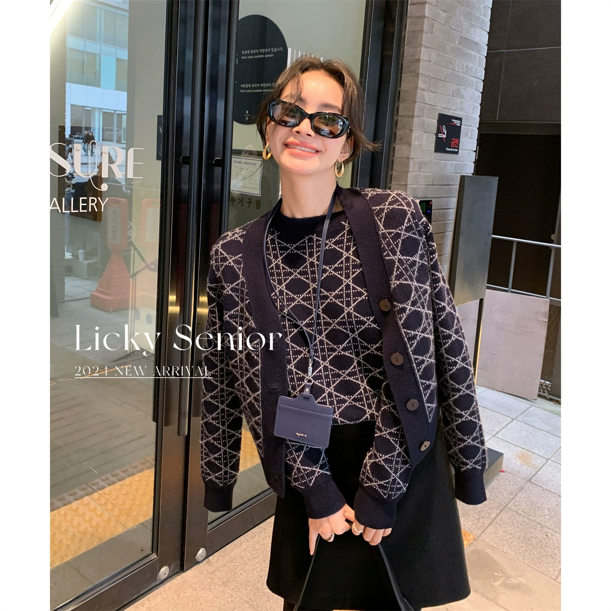 Комплект в гонконгском стиле: осенний новый стеганый костюм из двух предметов — базовая рубашка с длинным рукавом и кардиган