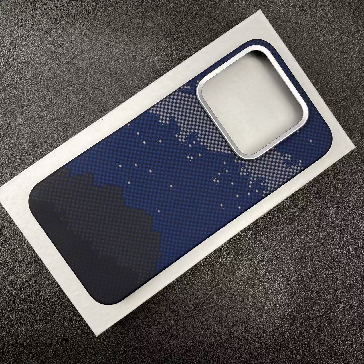 [in Stock] Suitable for Realme Gt8Pro Kevlar Phone Case, Aramid Lightweight Magnetic Wireless Charging Protective Cover