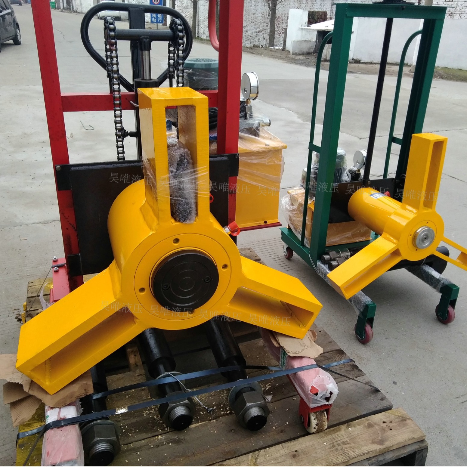 直营小车升降液压三爪拉马320吨电动拔轮器齿轮现货车载