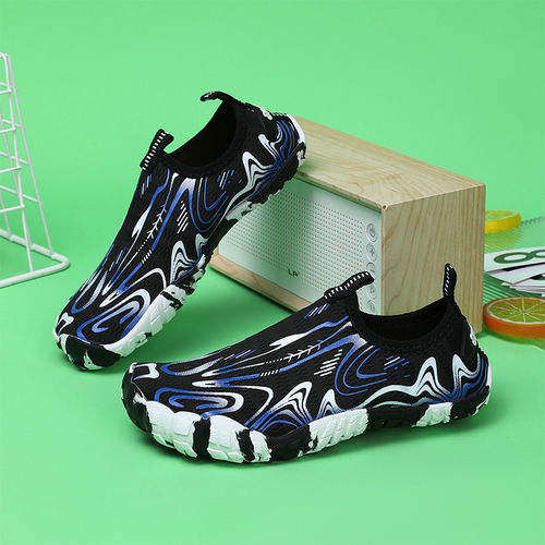 Beach shoes, wading shoes, five-toe anti-slip, breathable, quick-drying, lightweight stream-tracing and swimming shoes, also perfect for dancing.