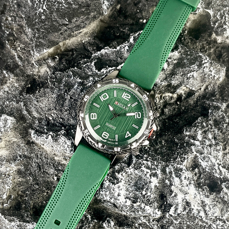 Hot Selling Fashion Cool Men Watch Sports Silicone Watch Men's Quartz Watch_voghion.com