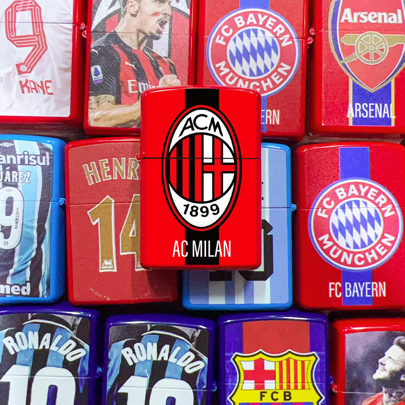 Encendedor de queroseno con diseño de jugador legendarario de la dinastía del fútbol, textura retro en relieve, acabado mate, artesanía