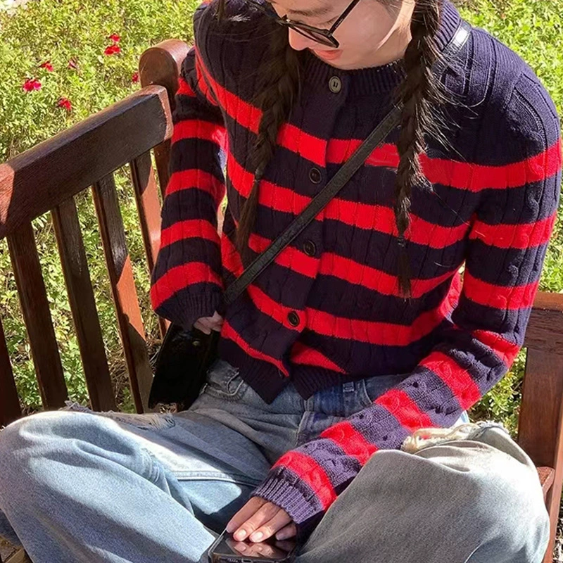 Осенне-зимний свитер с вышивкой ромашек, круглым вырезом, облегающий, для женщин, вязаный кардиган в полоску, элегантный повседневный стиль