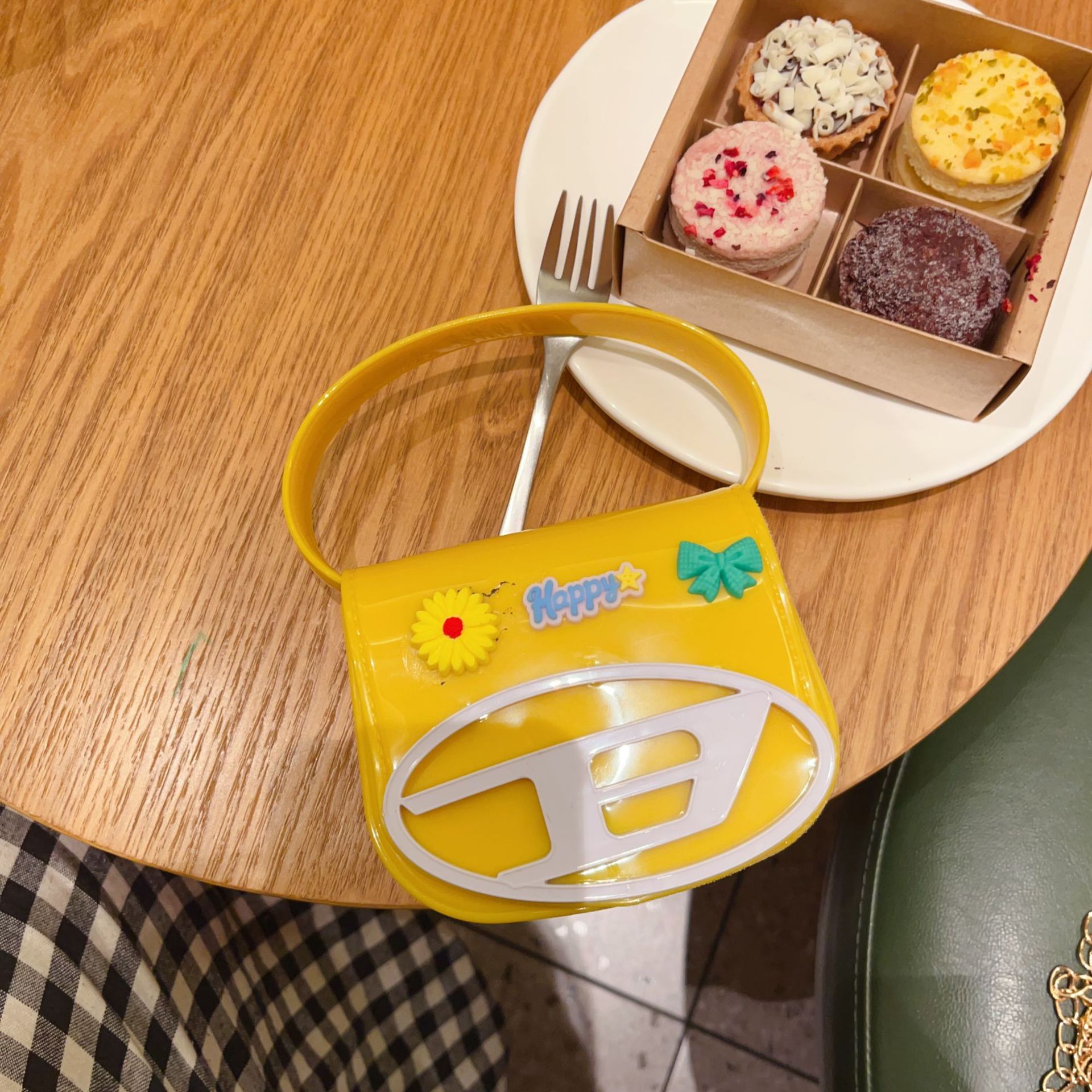 2025 Fashion New Style flower jelly Bag Mini Personalized PVC fashion single-shoulder crossbody women's bag DIY Makeup bag undefined