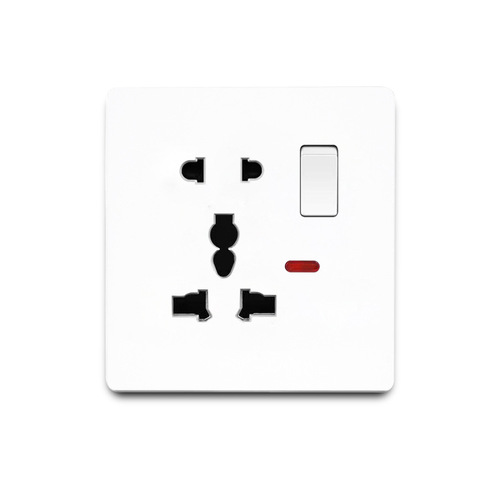 English marked plug socket switch panel 13A double USB one opening five holes white multi-function three hole plug 146 foreign Australian standard