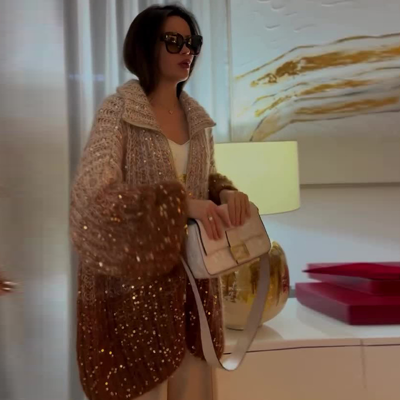 2023 otoño e invierno europeo y americano Amazon transfronterizo Comercio exterior nuevo de alto grado elegante Chanel estilo cómodo lentejuelas suéter con cuello en V