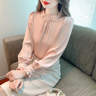 European-style elegant lace slimming spring bottoming shirt 2024 spring and autumn chiffon top women's long-sleeved shirt younger