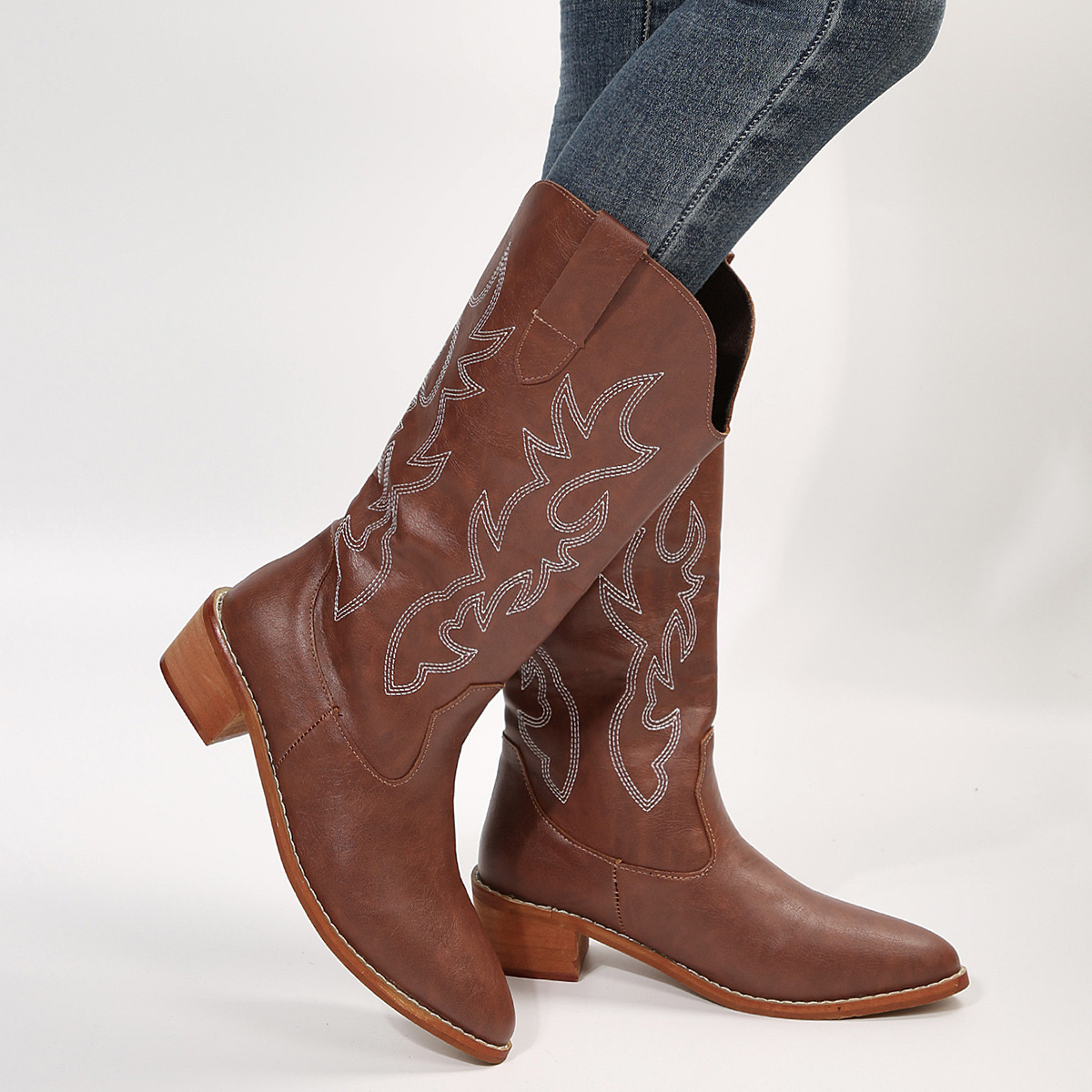 Dámské rytířské boty s vyšívanými dřevěnými kořeny, střední délky a špičatým hrotem, plus size_voghion.com