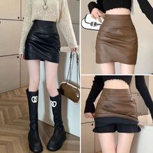 黑色小皮裙女秋冬新款大码胖mm高腰褶皱半身裙防走光包臀a字短裙