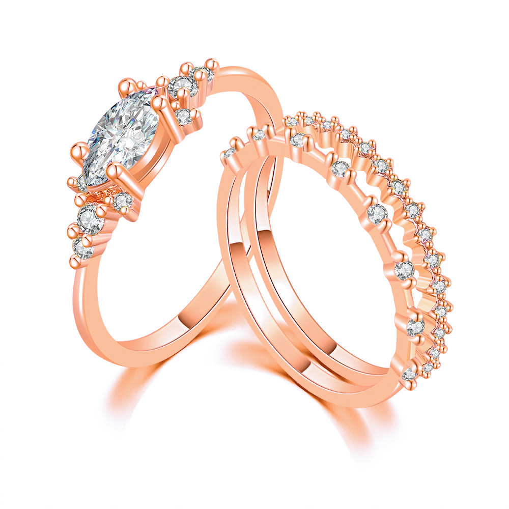 Ensemble de bagues de fiançailles de luxe en trois pièces pour princesse_voghion.com