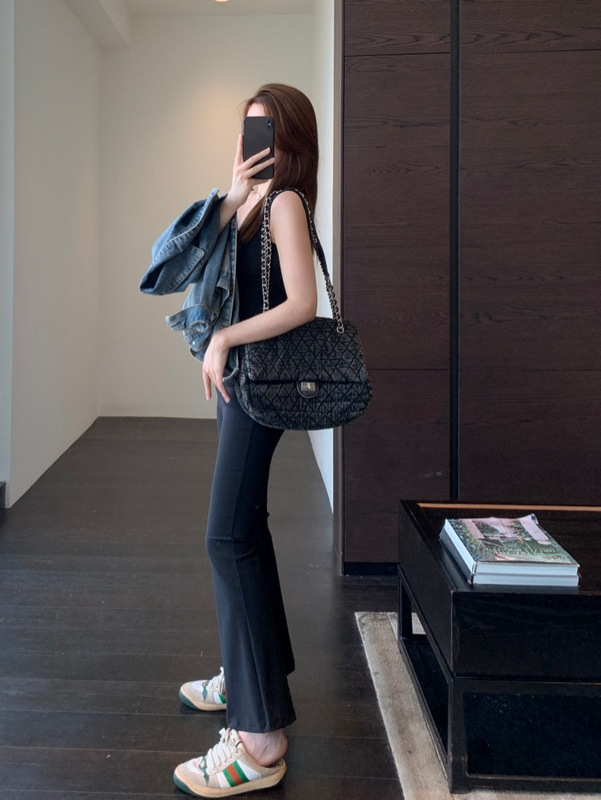 lu家火bao～显瘦神裤高腰修身瑜伽裤微喇裤小黑裤女2025秋季新款|undefined