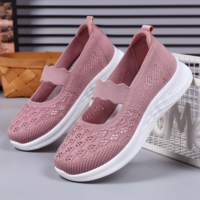 Zapatos de mujer, novedad de verano, zapatos de malla hueca tejidos con mosca, zapatos de tela de Beijing antiguos de una pierna, zapatos de mamá de moda, venta al por mayor transfronteriza