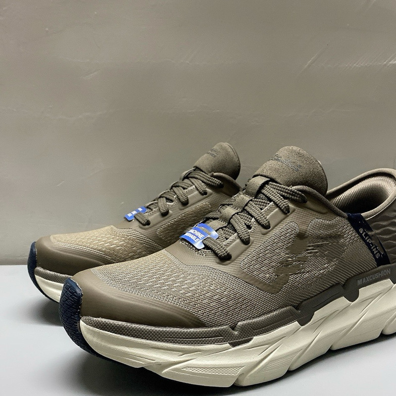 Skq Men's Shoes Spring New Sports Mesh Slip-On Training Fitness Casual Shoes 22031 Skq Men's Shoes Spring New Sports Mesh Slip-On Training Fitness Casual Shoes 22031