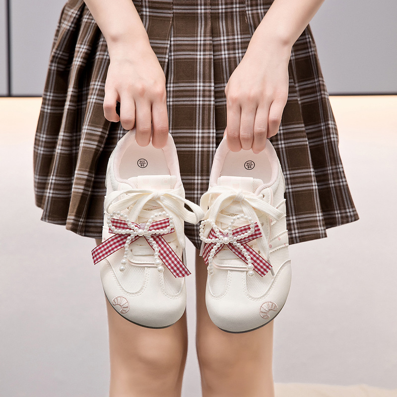 Bowknot Pearl-Decorated White Sneakers for Women, 2026 New Model, Breathable Mesh, Soft Sole, Casual Sports Shoes, Versatile Korean Style