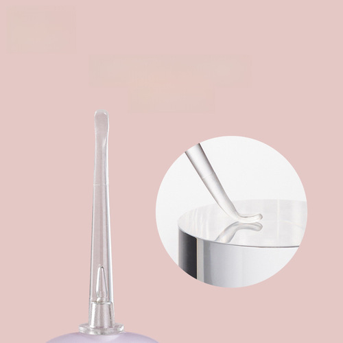 A high-quality mountain-shaped children's ear spoon with a light, soft tip for infants and babies to clean earwax, suitable for mothers and babies.