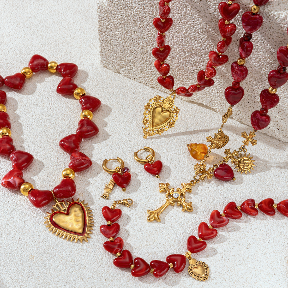 Taina acero inoxidable acrílico rojo amor cuentas de titanio collar de acero de San Valentín ventas calientes transfronterizas image 3