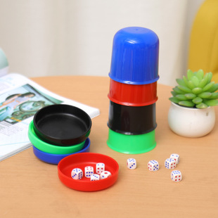Factory direct plastic sieve cup bar ktv nightclub advertising shaker round sieve cup dice suit with chassis