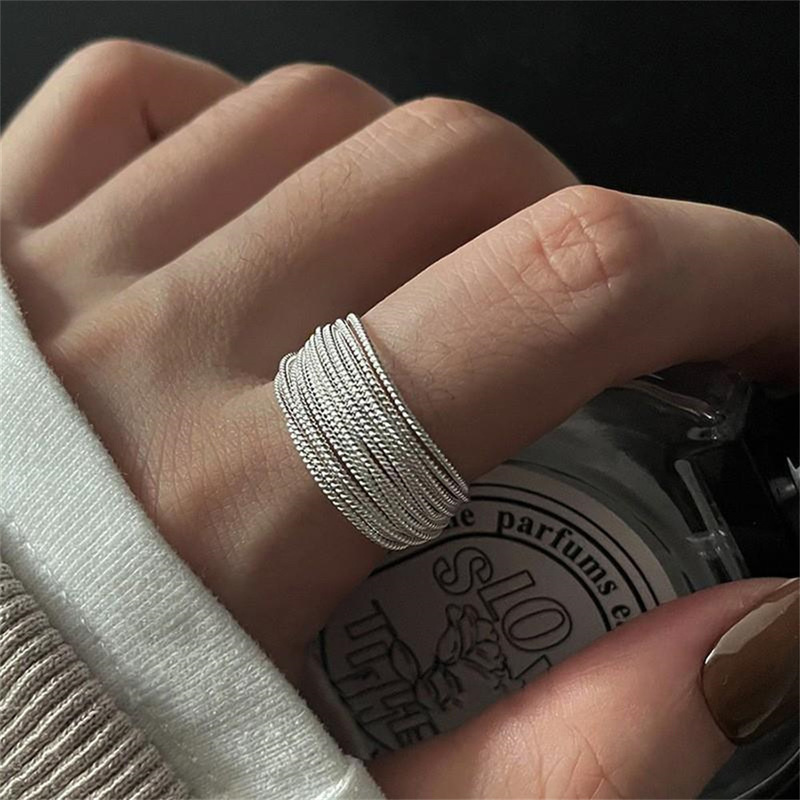 Xiaohongshu 新製品 S925 スターリングシルバーリング女性の夏インスタイルハイエンドニッチライト高級非退色シルバージュエリー|undefined