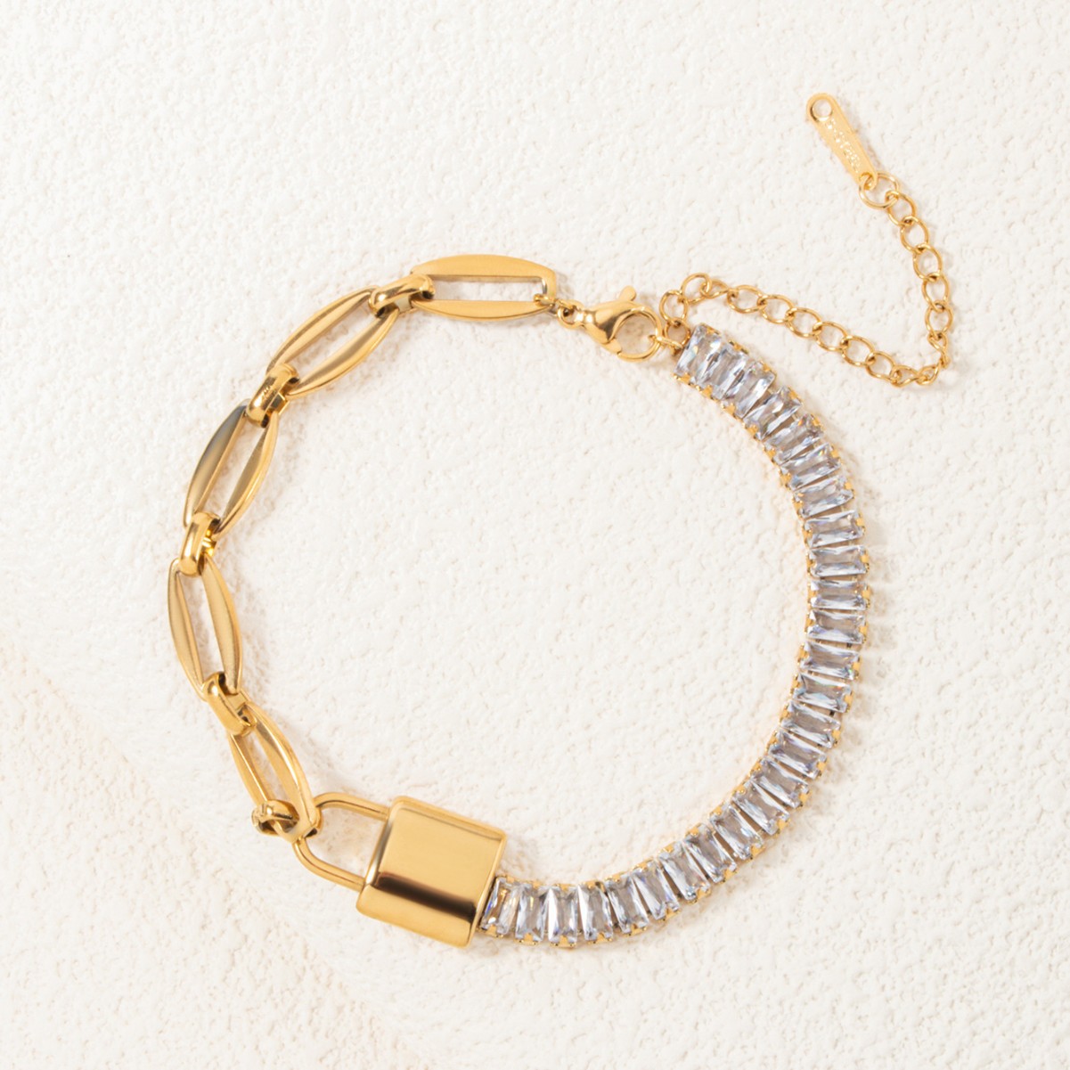 Vintage armband van titaniumstaal met zirkonia voor dames_voghion.com
