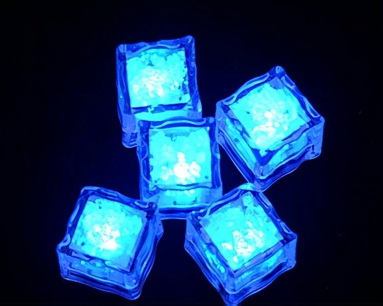 发光冰块8