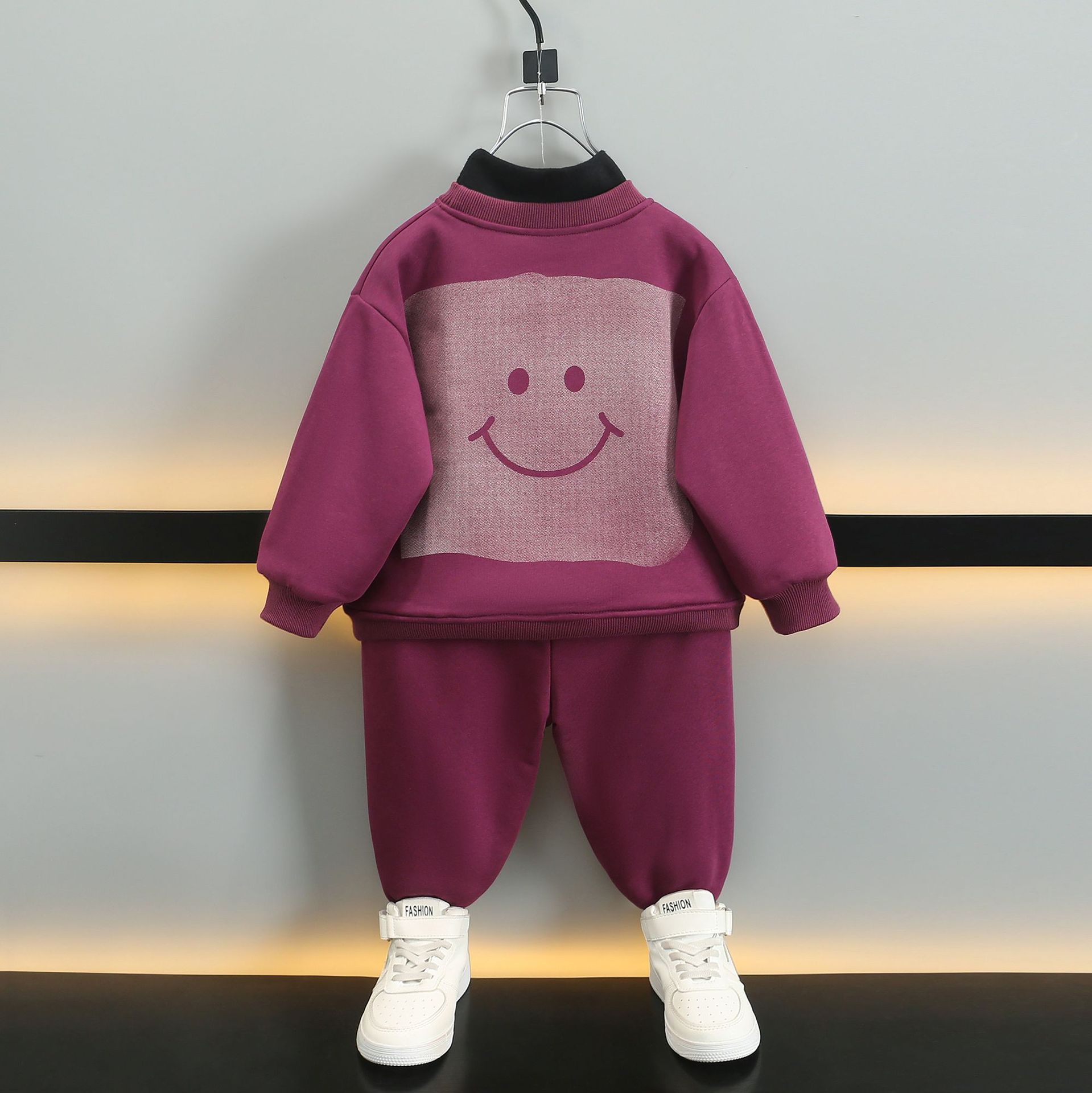 6660 traje de suéter para niños más terciopelo engrosamiento ropa de invierno para niños 2025 otoño e invierno nuevo traje de dos piezas para bebés