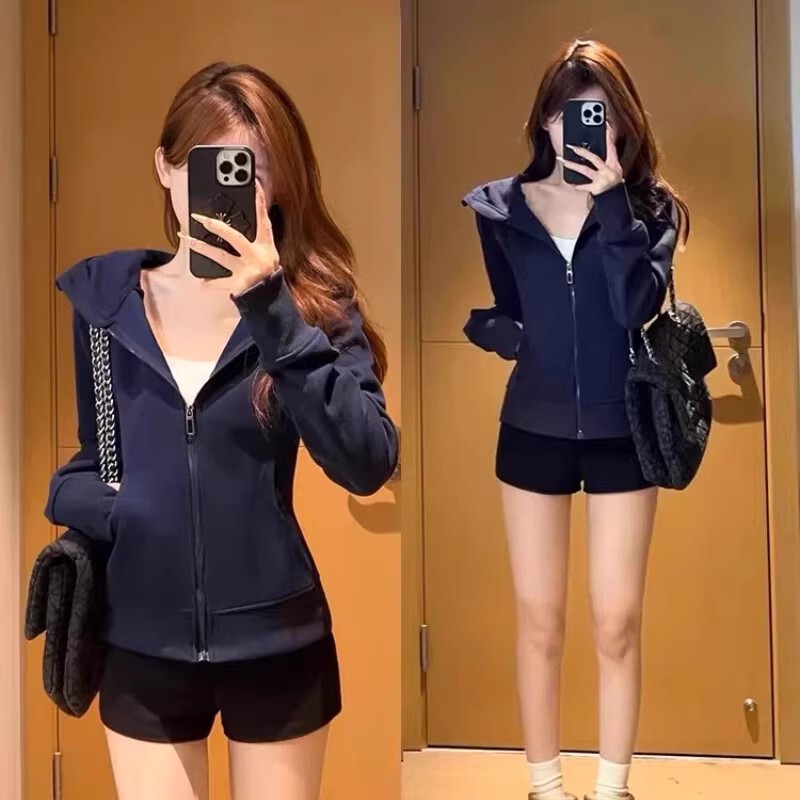 浅灰色修身卫衣外套女2025新款早秋季显瘦穿搭收腰正肩连帽瑜伽服|undefined