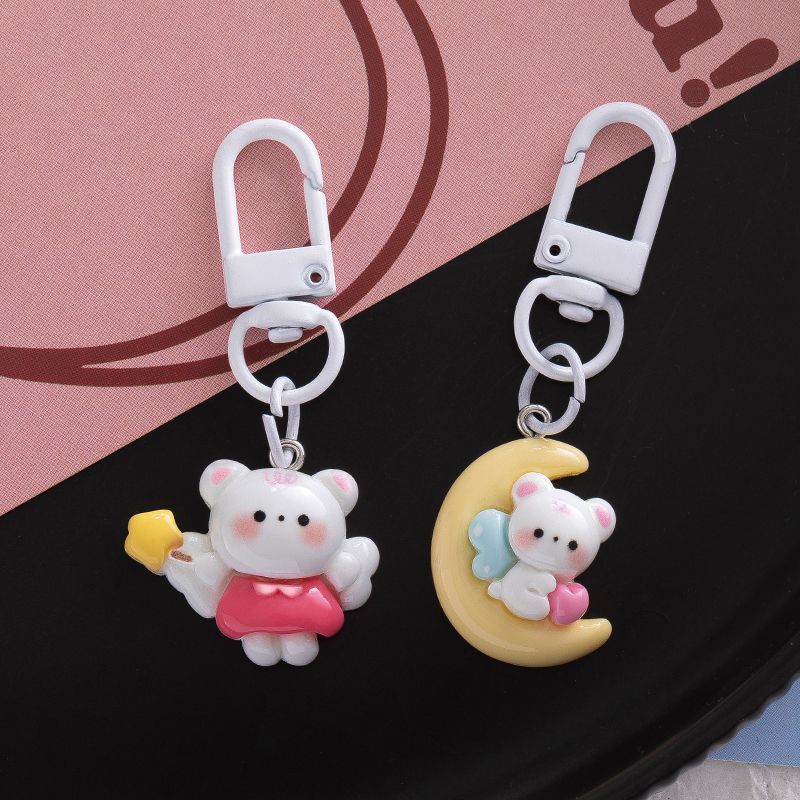 Moon Bear Keychain Resina de dibujos animados joyas pequeños regalos DIY adorable pequeño colgante accesorios de colgante caliente