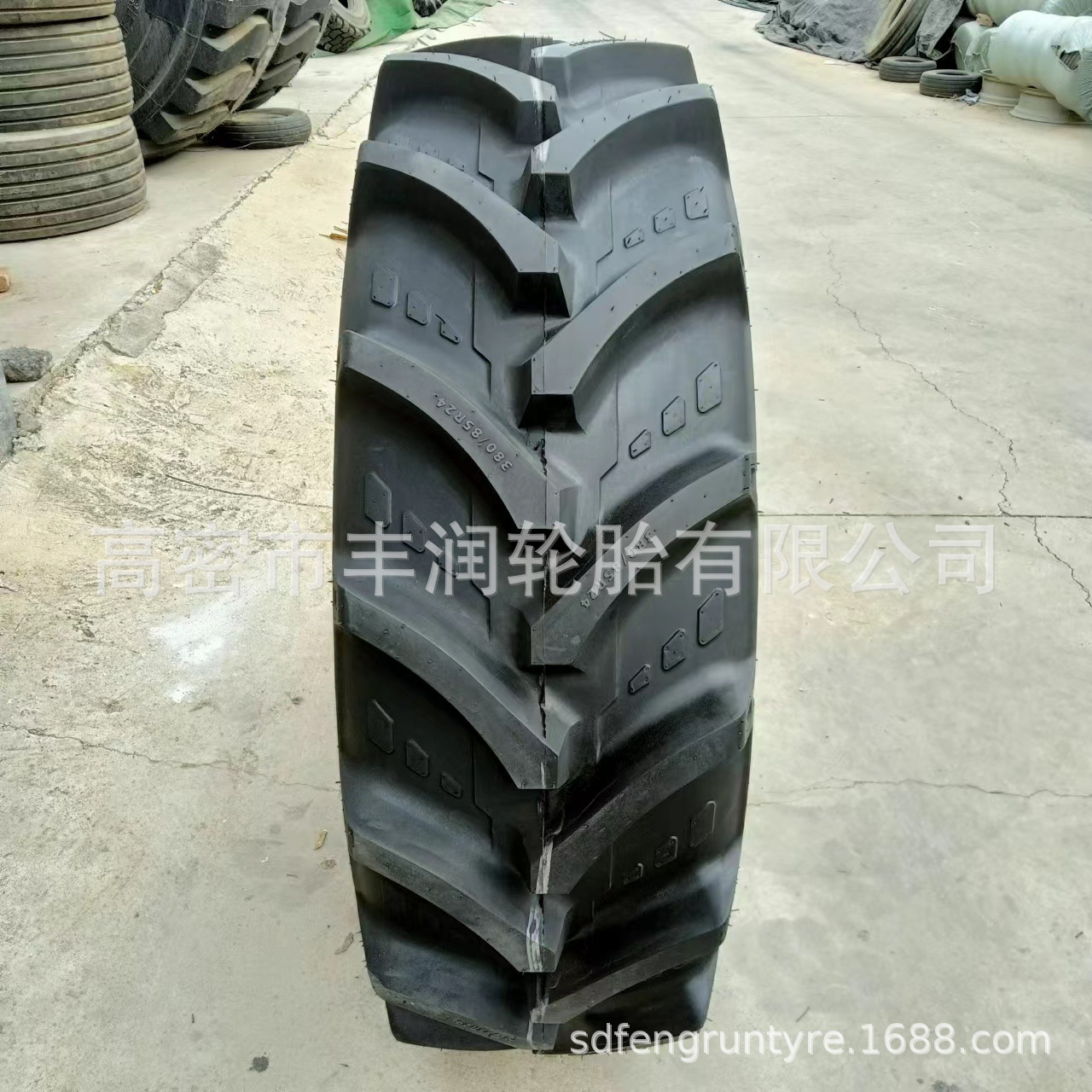 14.9R24子午农业胎380/85R24子午线拖拉机轮胎