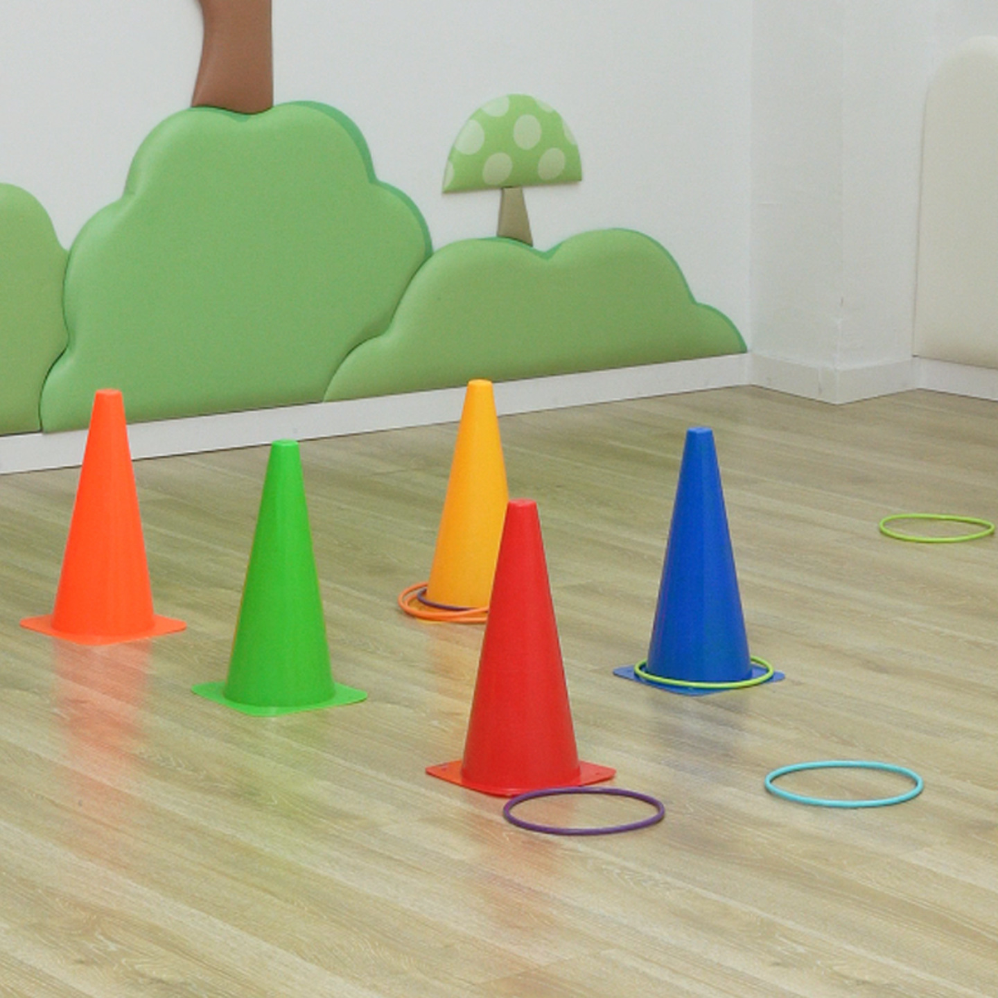 Barricada de helado barril logotipo barril collar jardín de infantes mesa de equilibrio juguetes de lanzamiento barreras cónicas