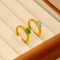 Кольцо из нержавеющей стали с позолотой 18K в стиле французского ретро, европейский и американский стиль, популярное ювелирное изделие с изумрудом и сапфиром, простое кольцо i-ring