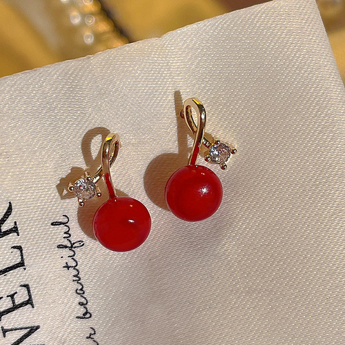 Zirconia Red Bean Longing Earrings for Women, Unique Niche Design, High-End Lightweight Luxury, Fashionable and Versatile, Distinctive Personal Earrings