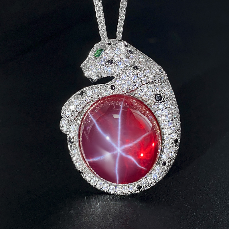 Producto popular Zhuang Shengsheng joyería simulación corindón rojo estrella de seis puntas colgante de leopardo de luz piedra principal 18*20 al por mayor