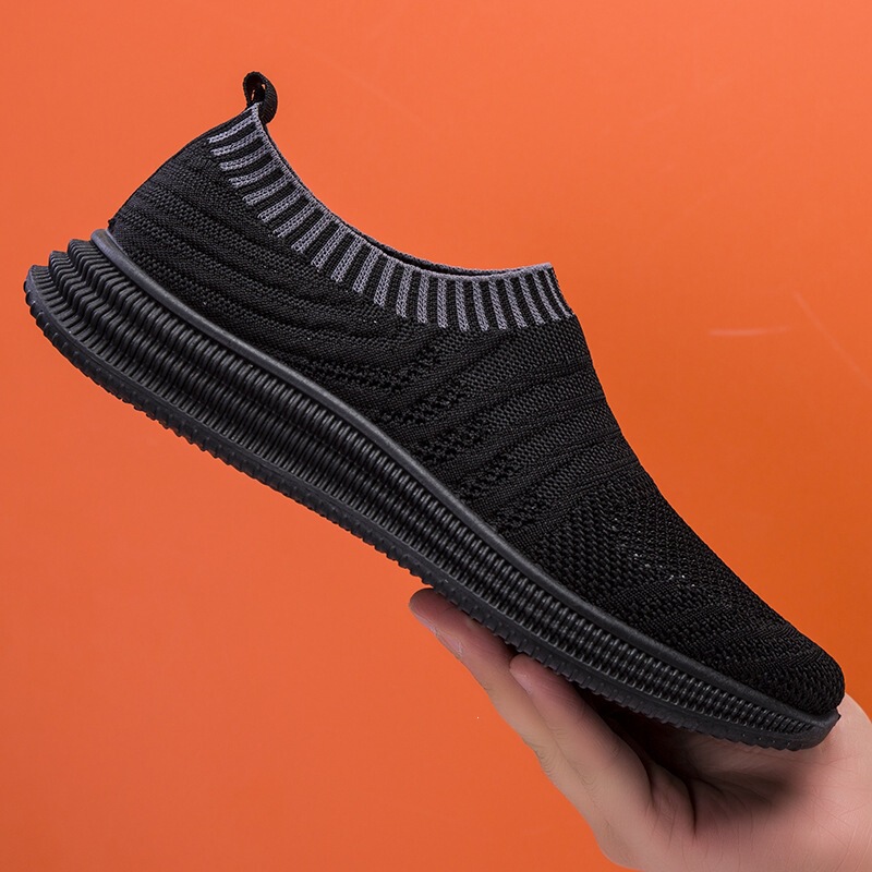 Slip-On Simple Lightweight Fly-Knit Low-Cut Comfortable Breathable Mesh Shoes for Men, New Spring/Summer Fashion Work Shoes