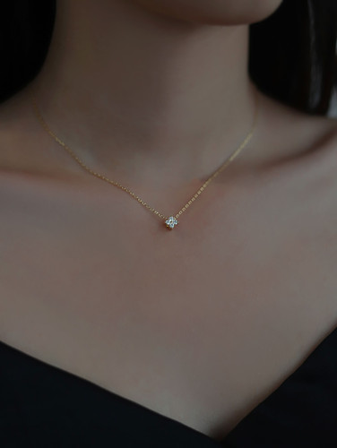 Onina Japanese S925 sterling silver plated 14K gold inlaid zircon necklace flash diamond four-leaf clover versatile clavicle chain for women