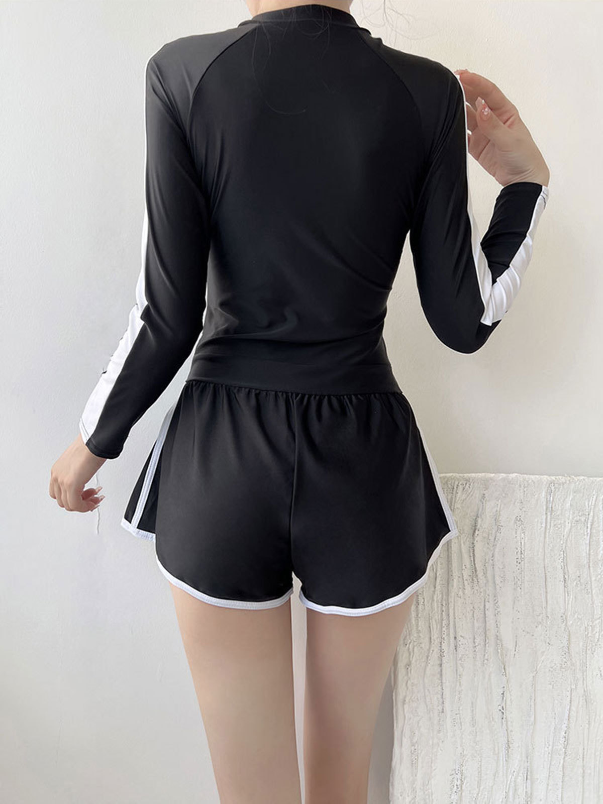 trajes de baño de baño para mujeres de agua caliente 2024 nuevo estilo explosivo delgado abdomen conservador deportes profesionales trajes de baño de ángulo plano para mujeres