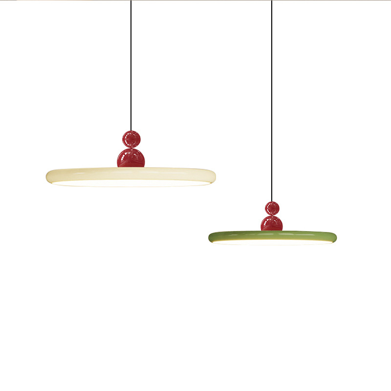 Lámpara colgante UFO de estilo francés para restaurante, lámpara de noche para dormitorio estilo crema, nuevo modelo 2026, lámpara de sala de estar de espectro completo con protección ocular.