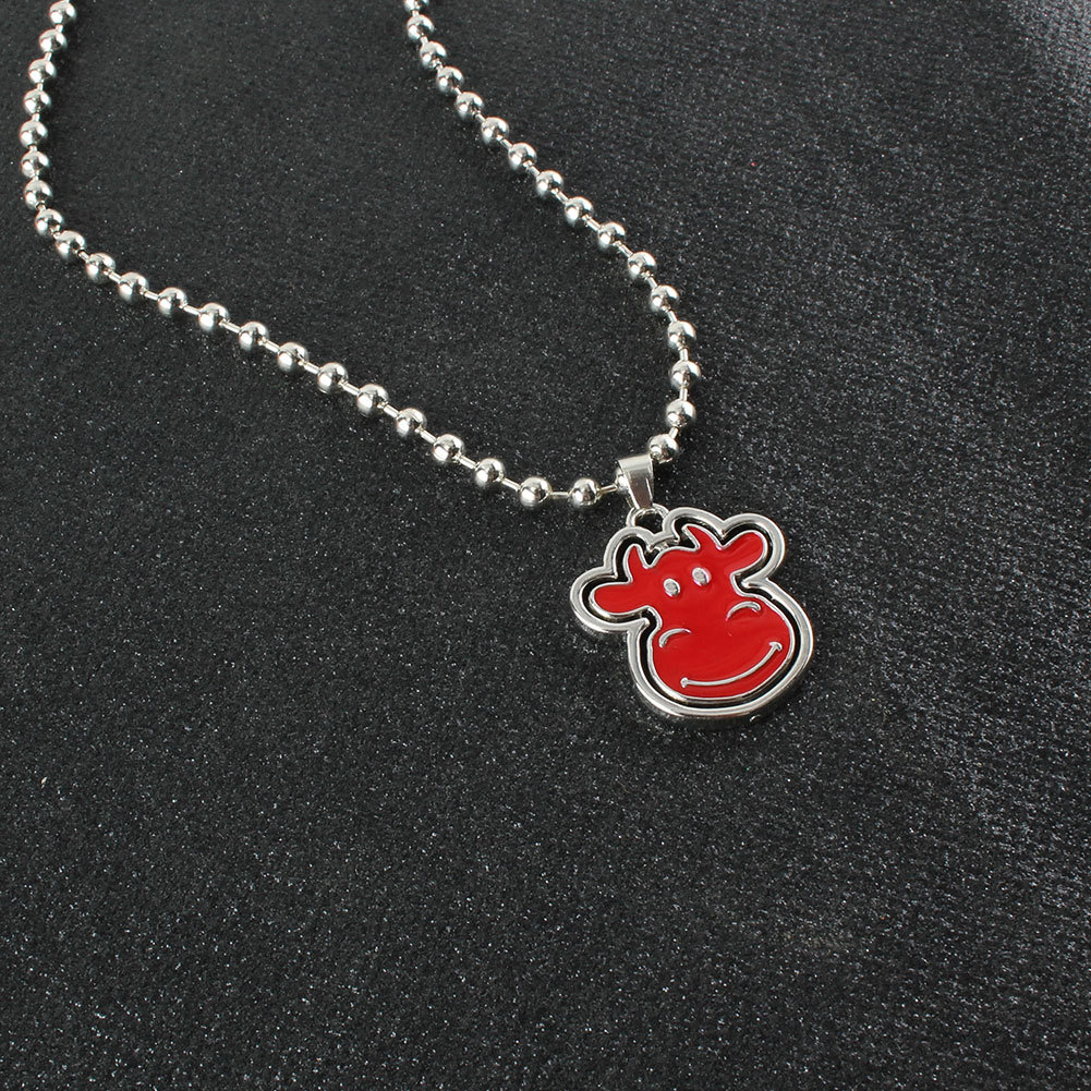 Collier Pendentif Rotatif Simple Tête De Taureau Rouge Mignon De Style Punk display picture 3