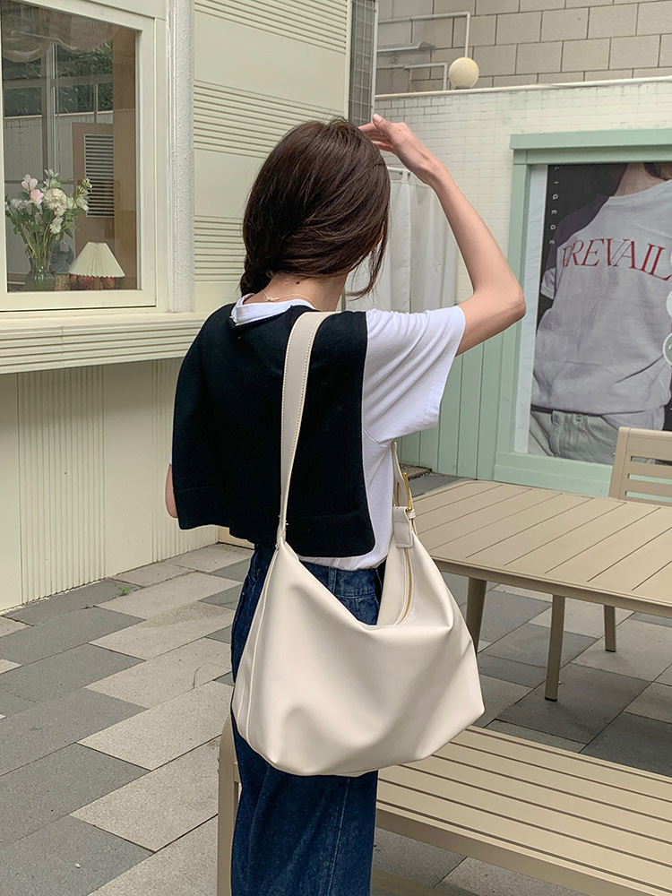 Korean Versatile Soft Collapse and Minimalist Style Single Shoulder Big 2024 New Women's Large Capacity Crossbody Bag_voghion.com