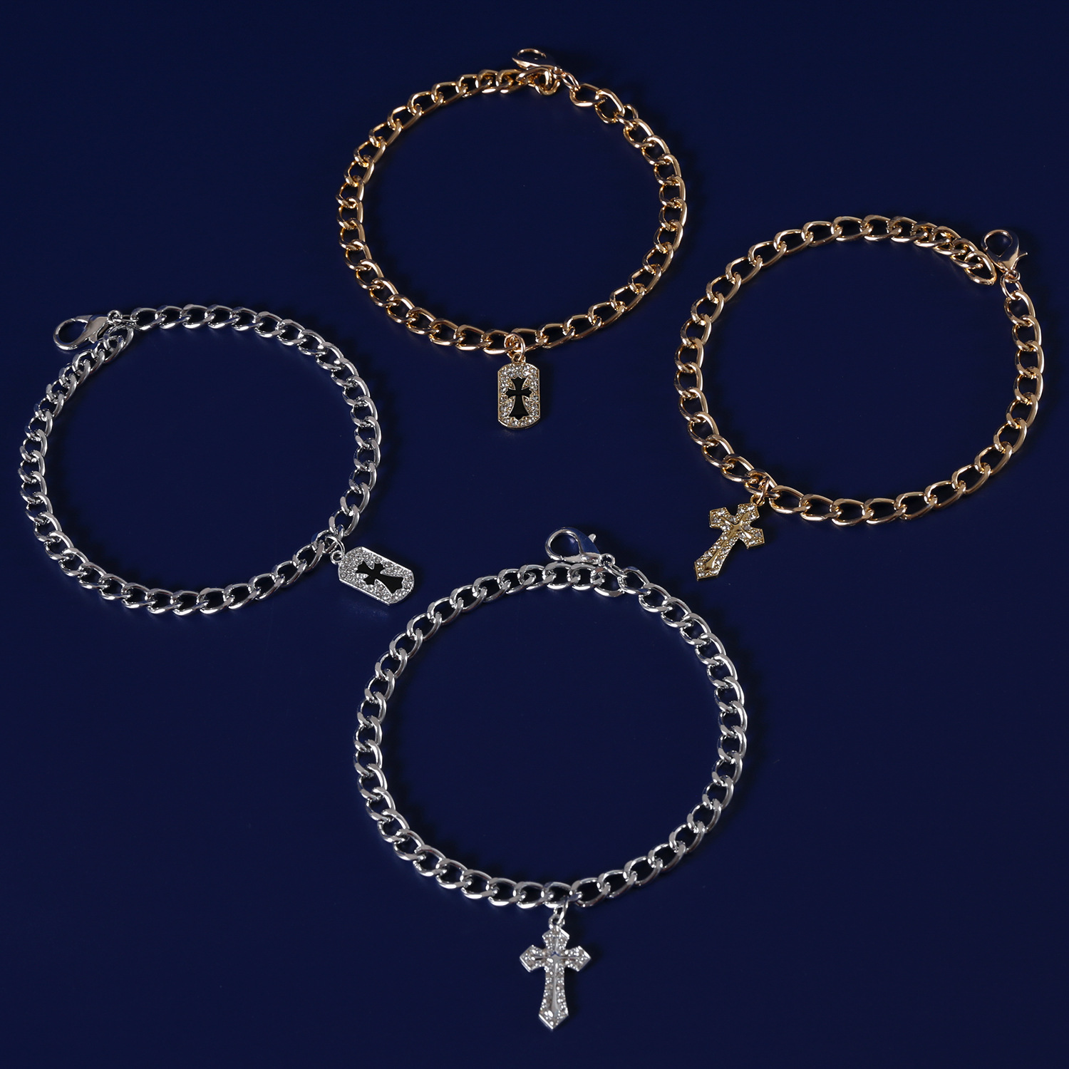 Comercio exterior mascotas cadenas de metal de diamante cruz barroco gatos perros dorados collares de plata estilo europeo y americano