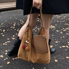 复古软面麂皮绒面包包女2025新款秋冬流行大容量单肩包爆款托特包