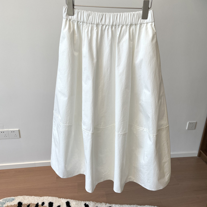 Pre-Sale Skirts with Designs and Fabrics I Love so Much: Black and White Three-Dimensional Cut Mid-Length Skirt, Flower Bud Skirt