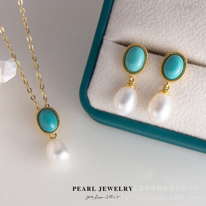 Organic earrings