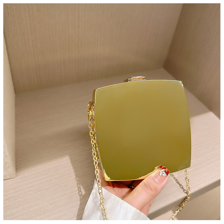 2025 New acrylic bag, square box bag, single-shoulder crossbody chain, women's makeup bag, fashionable cross-border clutch undefined
