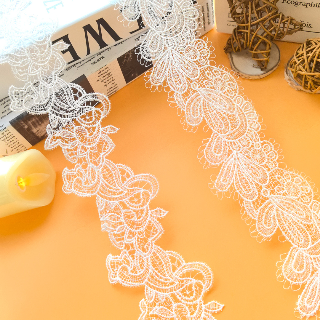 批发新品白色细鱼丝线亮片花边条码水溶刺绣蕾丝女装童装服装辅料