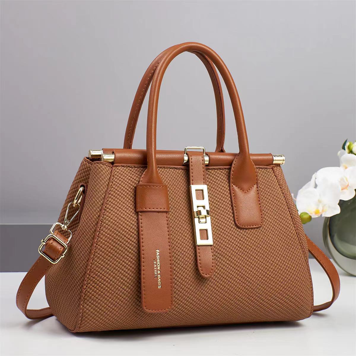 Bolso simple de gran capacidad para mujer 2025 nuevo bolso de hombro casual de todo fósforo de moda para estudiantes