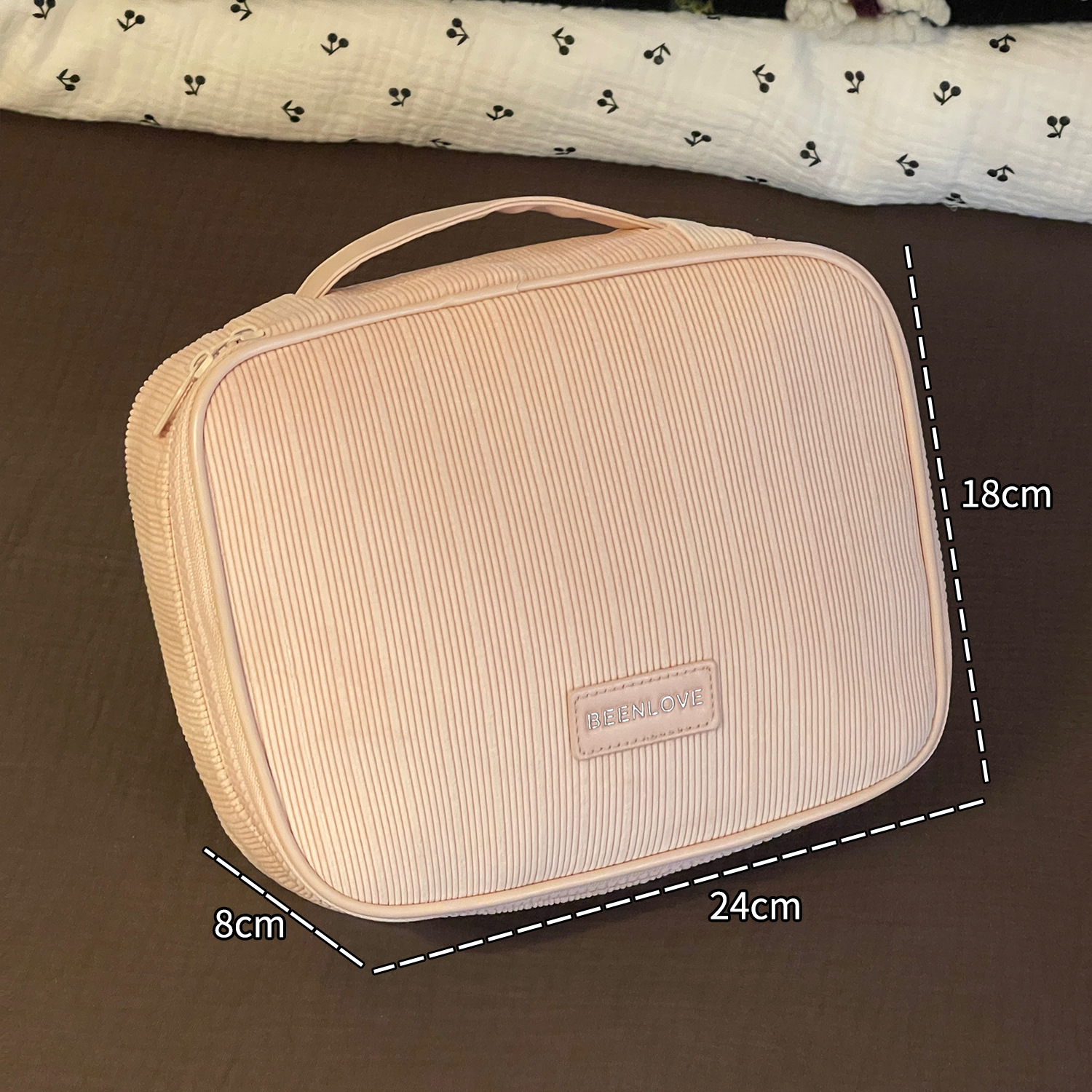 Bolsa de maquillaje portátil multifuncional de gran capacidad 2025 nueva división de viaje impermeable de mano para almacenar cosméticos para lavar