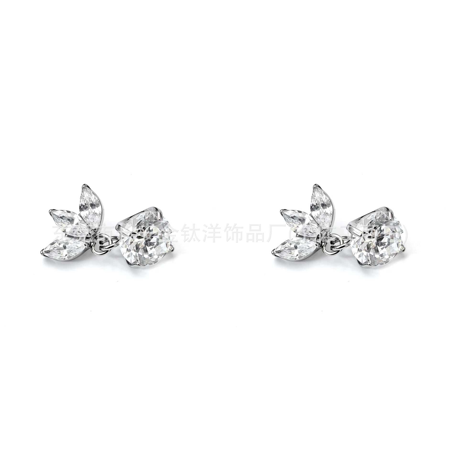 Pointed titanium steel lip stud product view