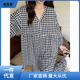 �W�t�Lǧ�B����ţ�̽z˯��Ů������߷����Lѝ�����b�Ҿӷ����˻�